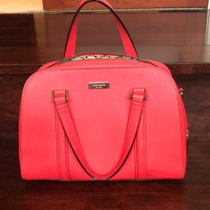 SALE!!!!!PRACTICALLY NEW KATE SPADE 🎊🎊SALE